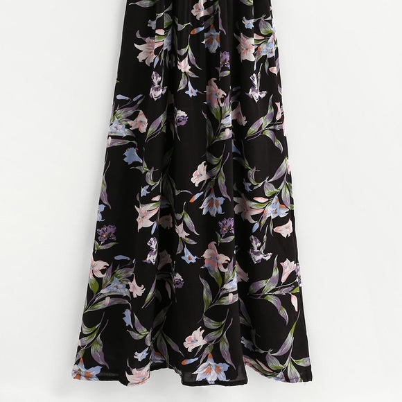 🆕🌹black floral Cami maxi dress - Picture 2 of 5